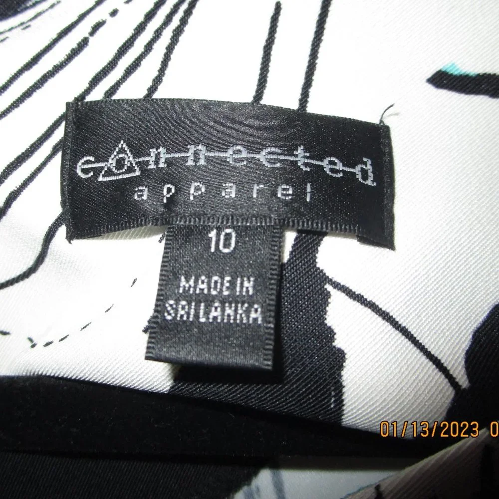 Connected Apparel Dress - Picture 3 of 3